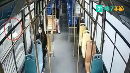 公交车女子上演疯狂2
